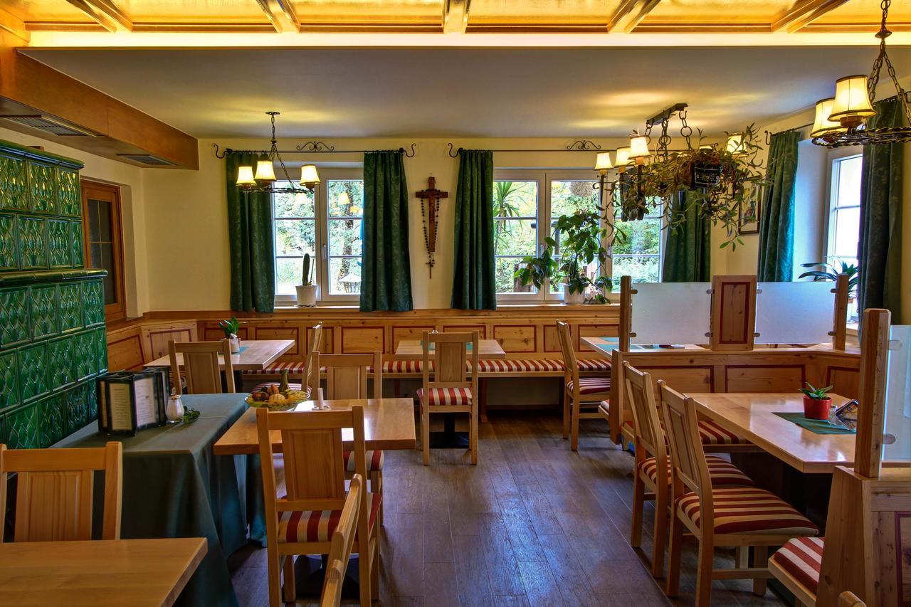 Landgasthof Zum Betenmacher Thalgau Esterno foto