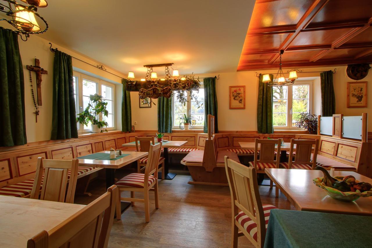 Landgasthof Zum Betenmacher Thalgau Esterno foto